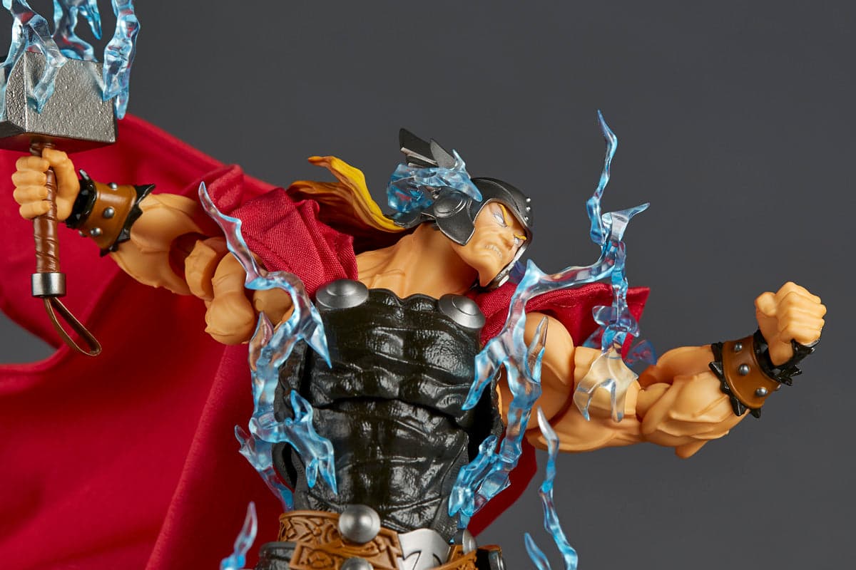 Revoltech Amazing Yamaguchi Marvel Comics Thor