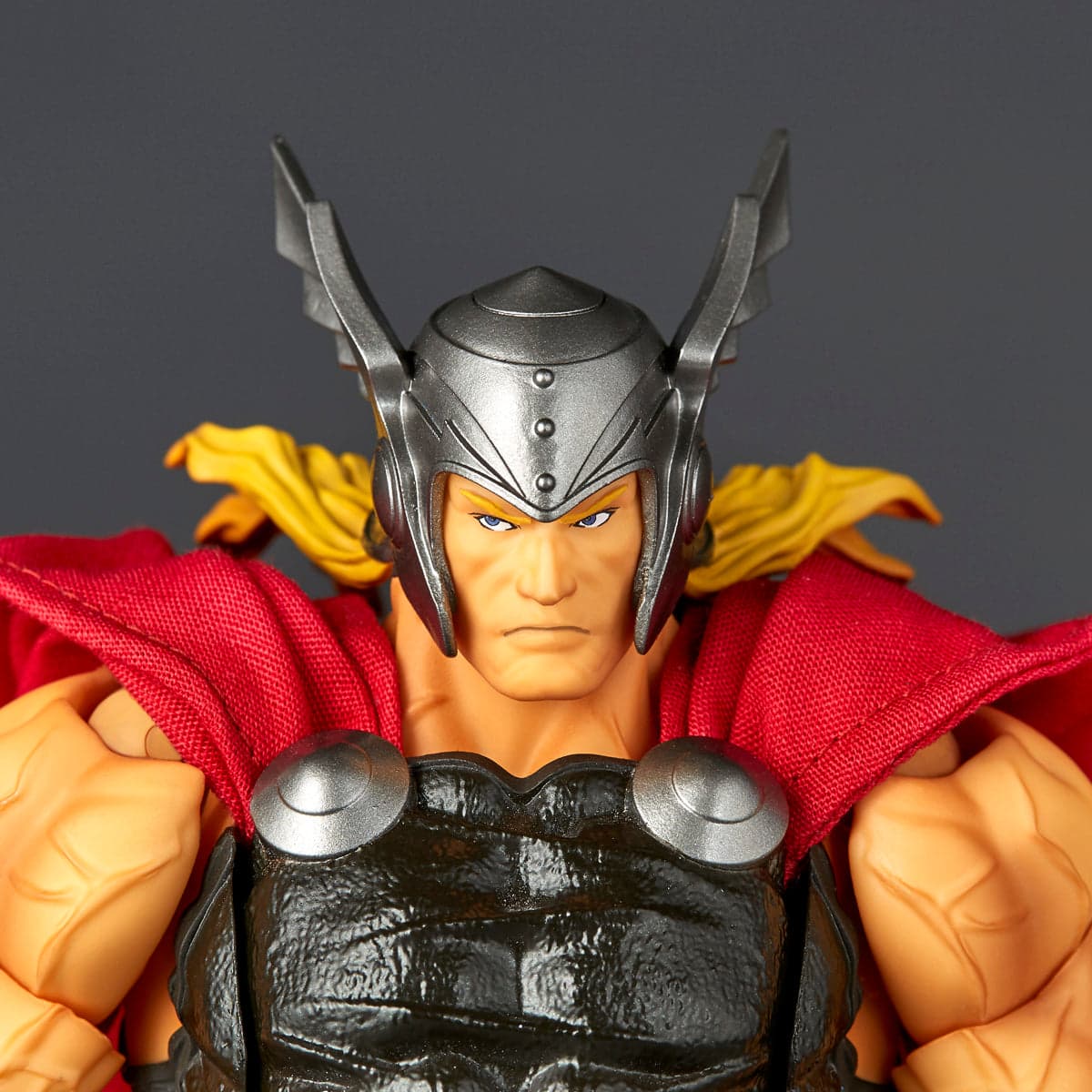 Revoltech Amazing Yamaguchi Marvel Comics Thor