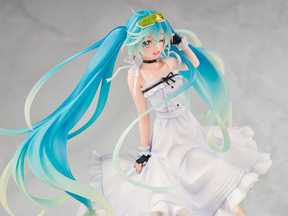 Hatsune Miku GT Project Racing Miku 2021 Vacation Style Ver. 1/7 Scale