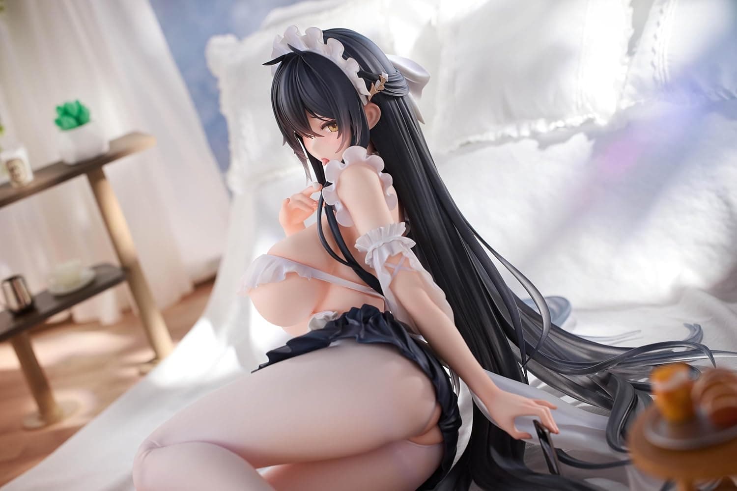 Indomitable Ms. Motivationless Maid Ver. 1/4 Scale