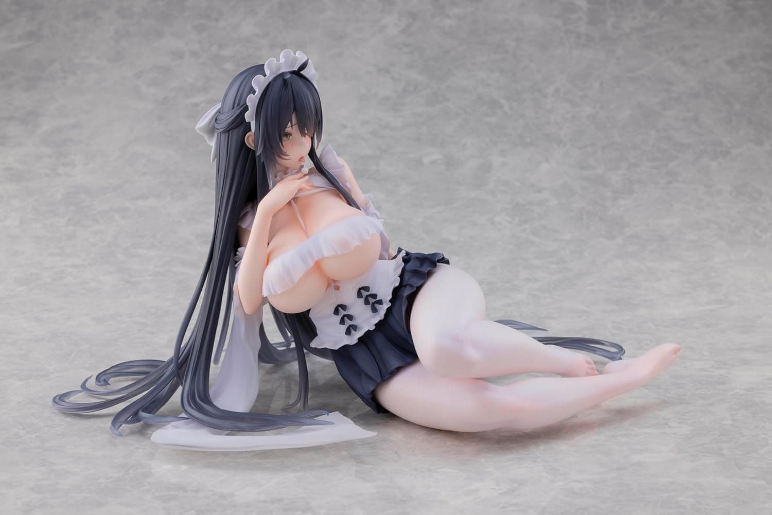 Indomitable Ms. Motivationless Maid Ver. 1/4 Scale